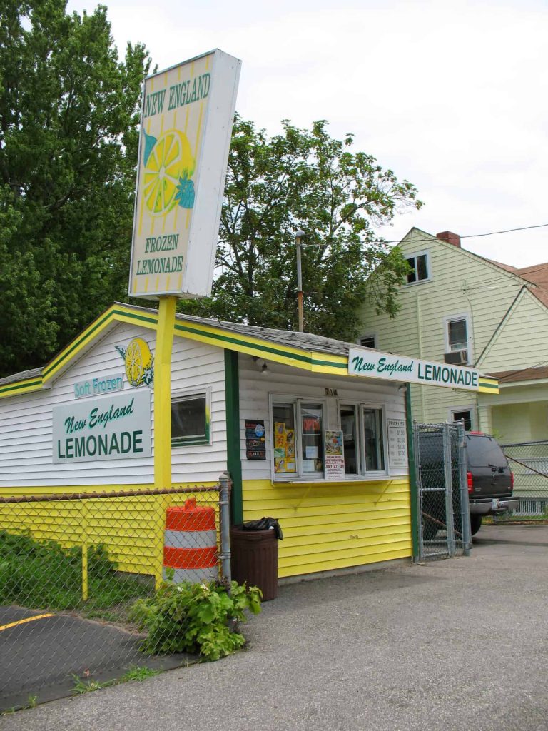 New England Frozen Lemonade Stand Warwick RI Quahog.org