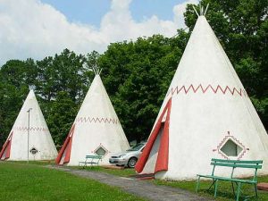 mr-modtomic-retro-road-trip-wigwam-motel-cave-city-ky