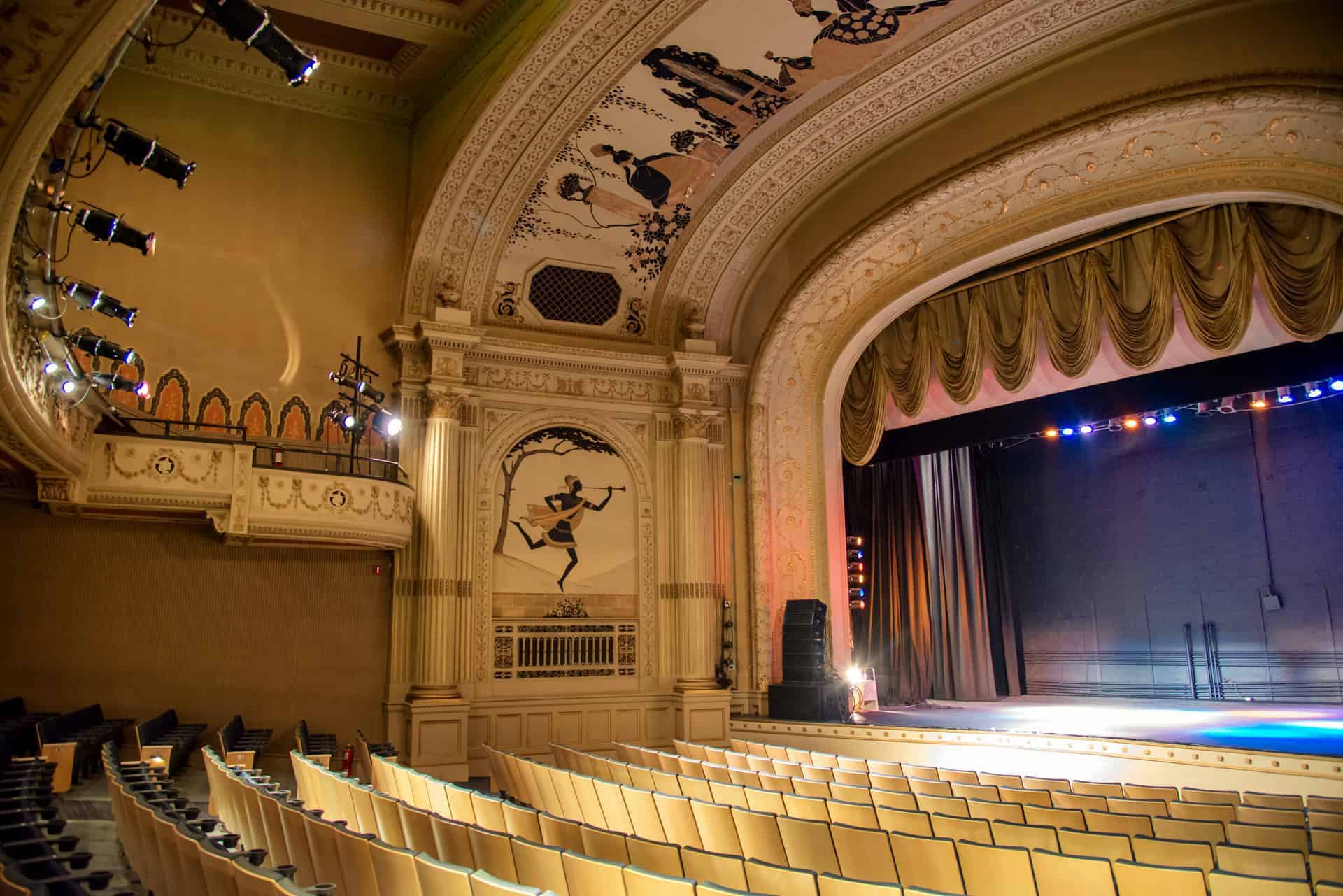 cabot-theatre-photo-lauren-poussard-courtesy-cabot-retro-roadmap