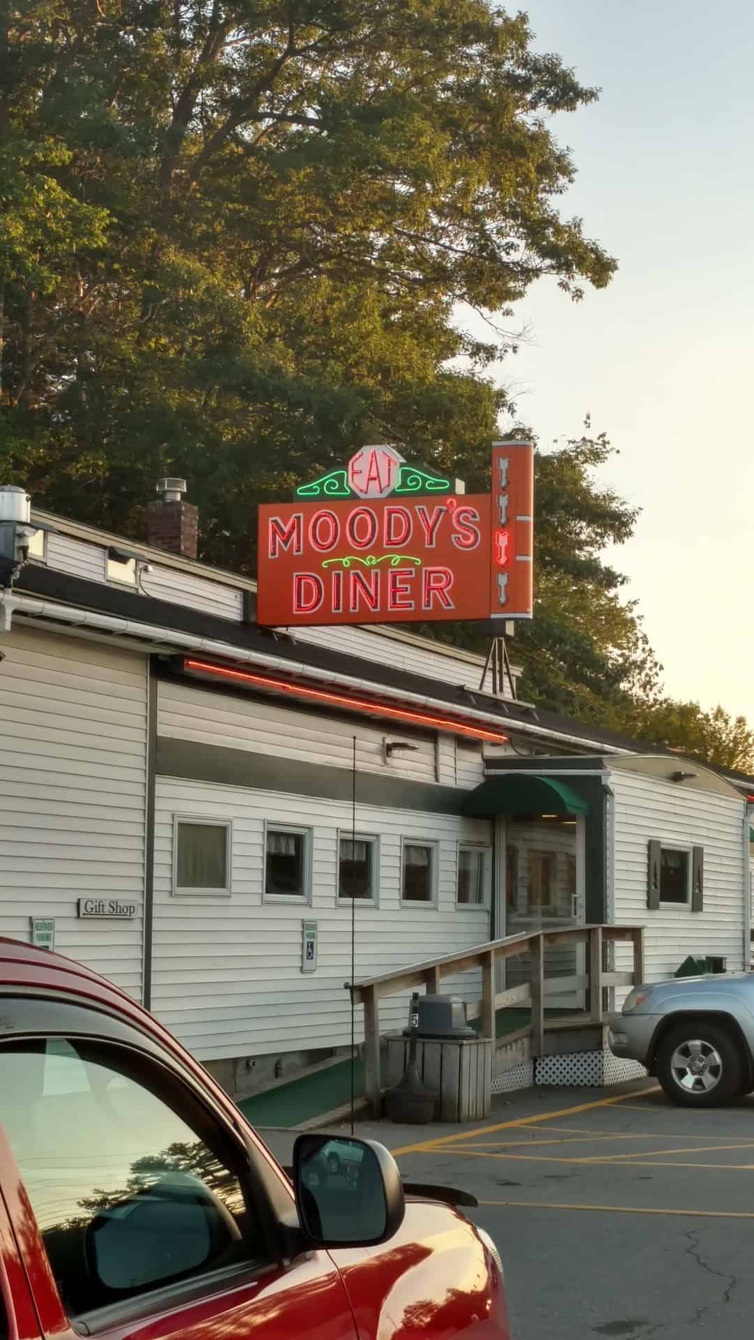 Moody's Diner - Waldoboro ME Maine Jennifer Andrews 