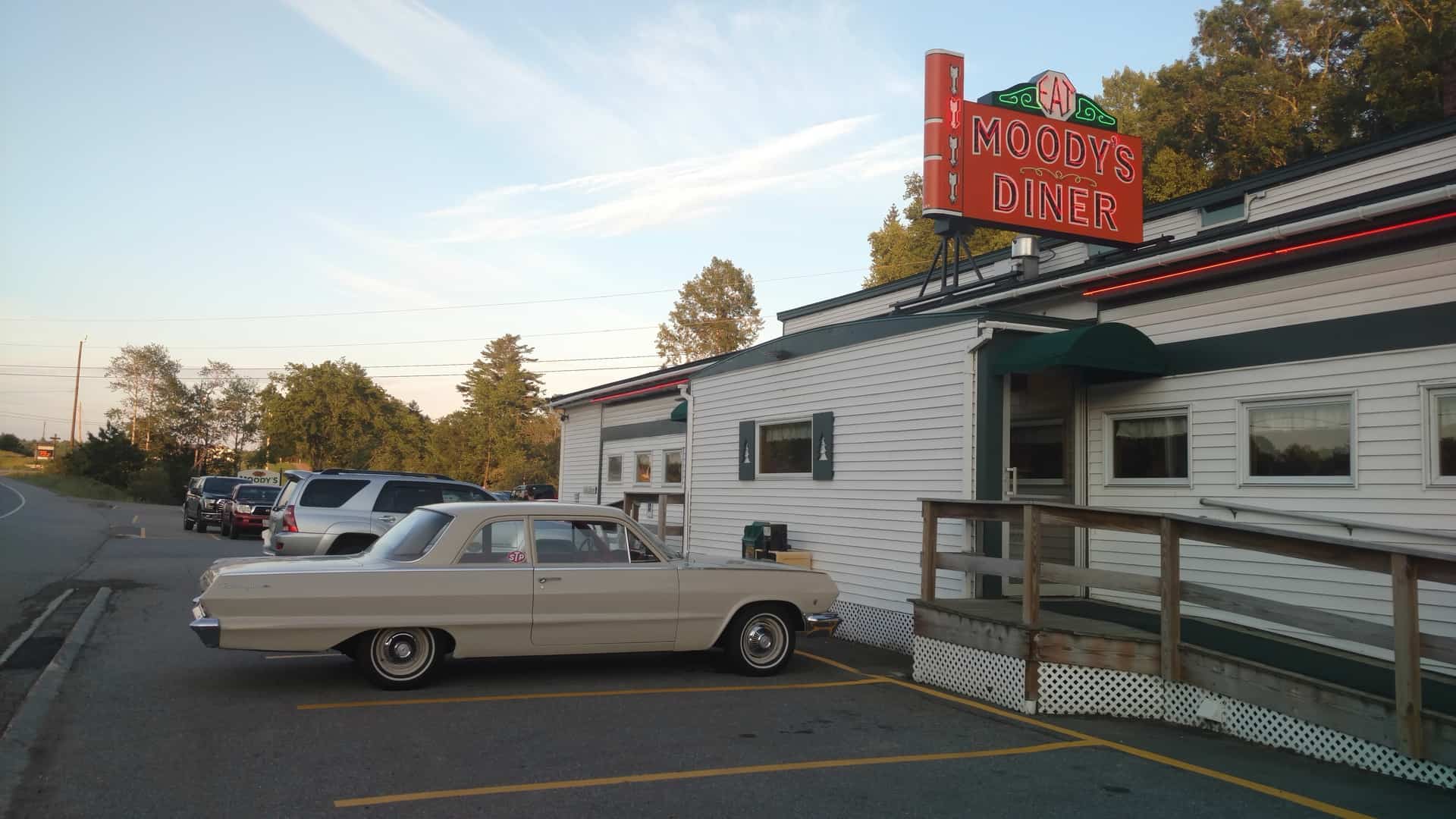 Moody's Diner - Waldoboro ME Maine Jennifer Andrews 