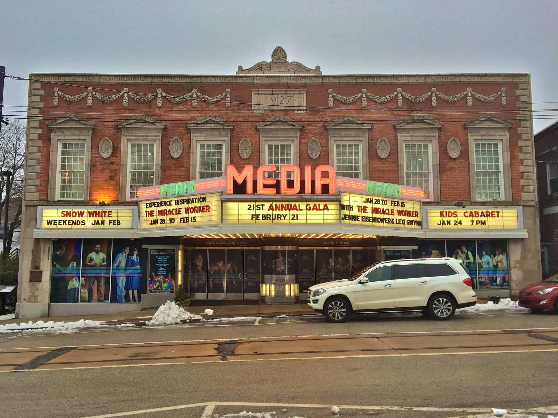 movie theaters quakertown