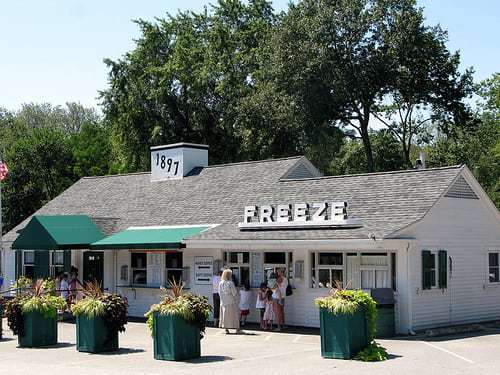 Bubbling Brook Restaurant Westwood MA Elizabeth Thomsen