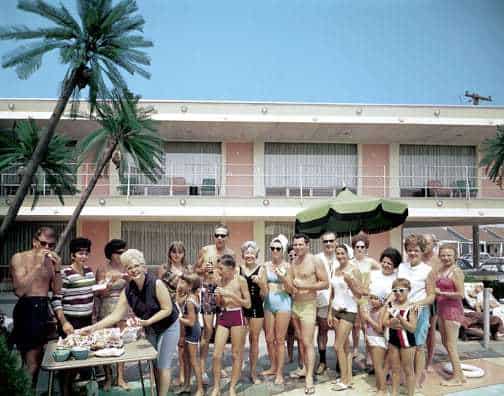 caribbean-motel-wildwood-nj-vintage-photo-cookout-retrostockpix-com